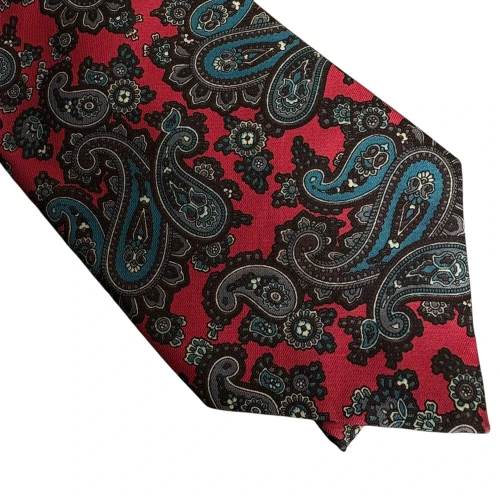 GANT‎ 100% Silk Paisley Tie Pink Blue Black Floral Pattern Made in USA 58x3.25